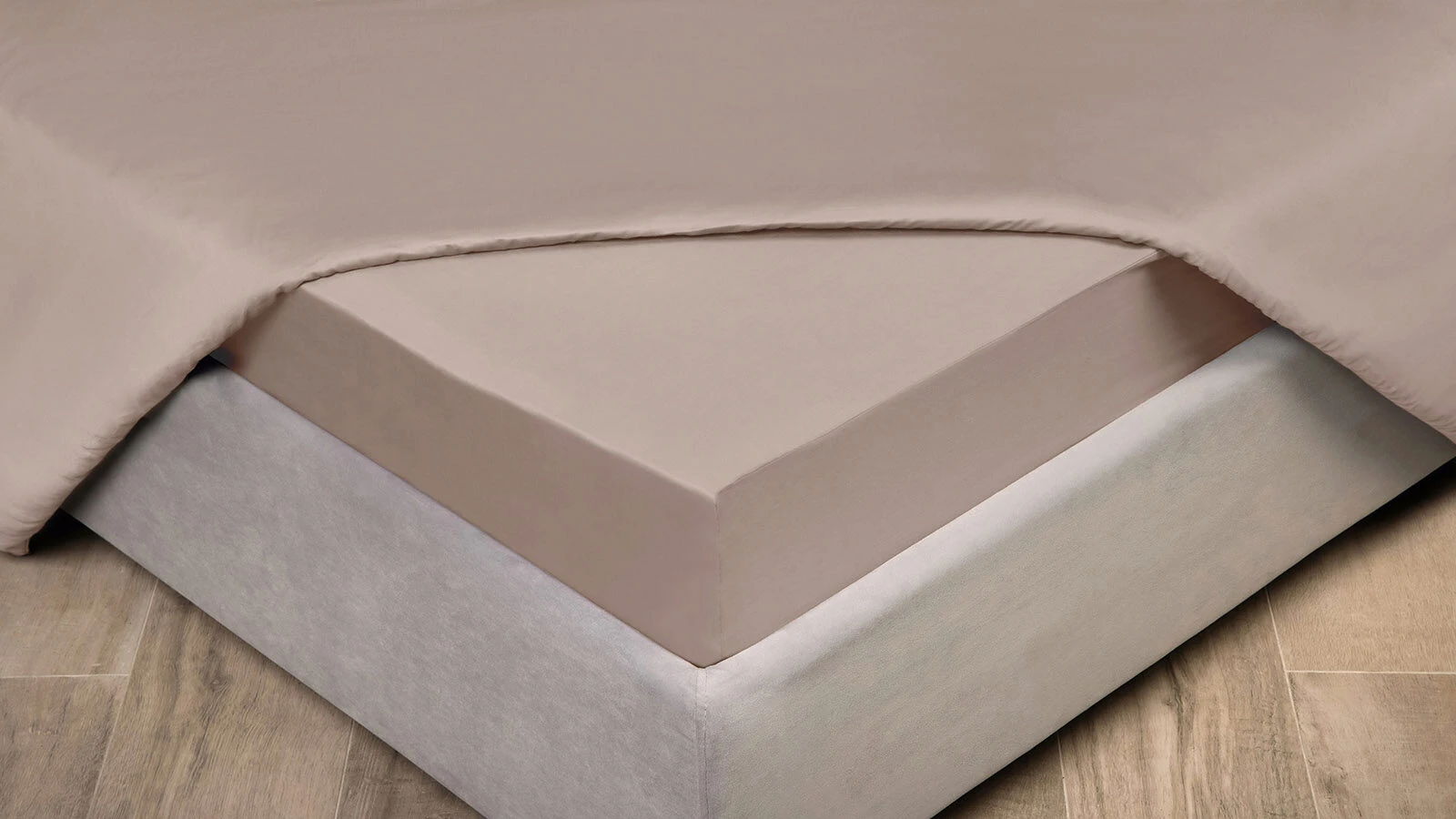 ملاءة مزودة بشريط مطاطي Maco Sateen 2.0 كريمة 160x200